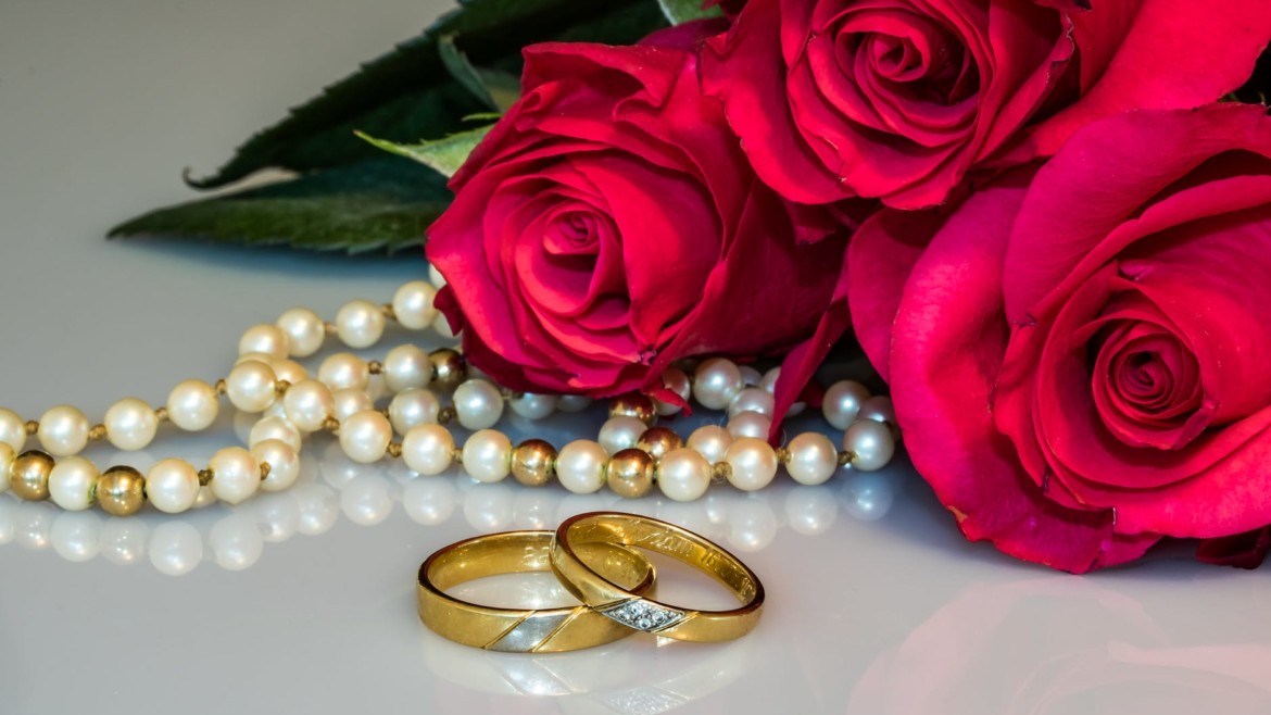 Как выбрать бриллианты для жен, матерей, коллег и невест: советы для мужчин